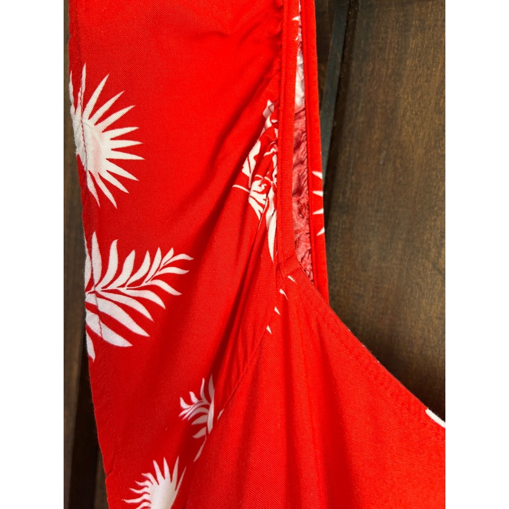 St Johns Bay Womens XL Red Tropical Palm Leaf Ruffle Tie Front Jumpsuit Rayon - Picture 10 of 16